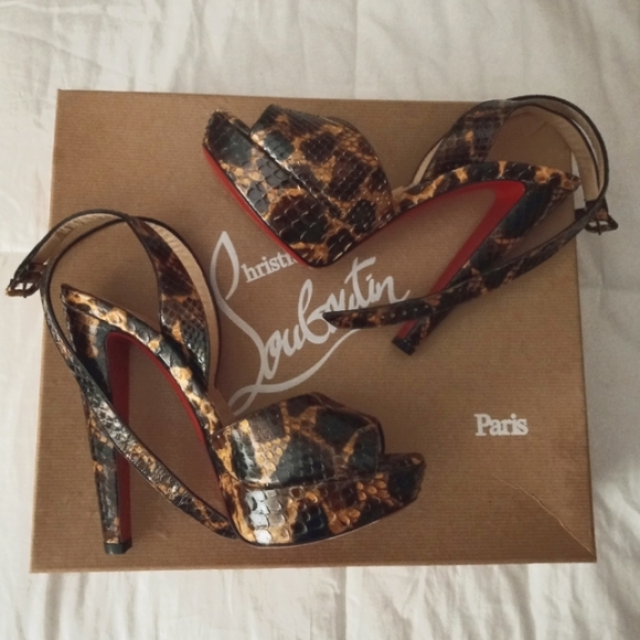 SOLD 💋 Christian Louboutin exotic Python open toe, platform high heel sandal - Picture 9 of 9